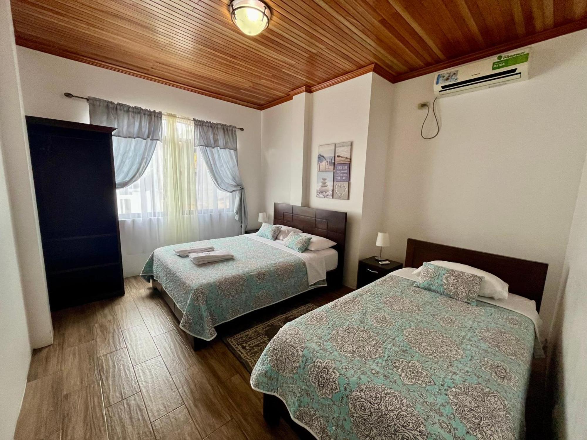 Apartahotel Casa Soleil Puerto Villamil Exteriör bild